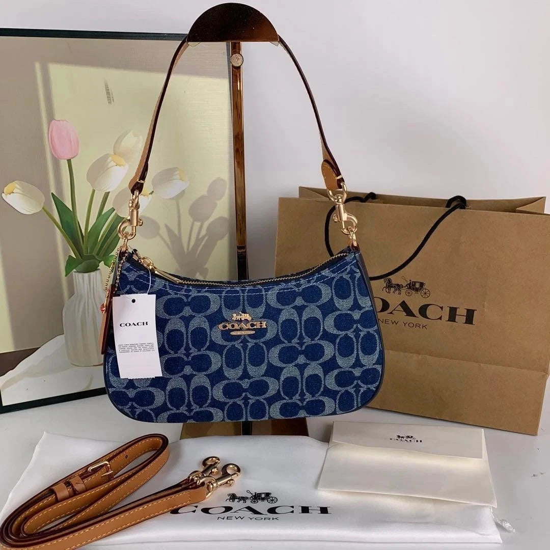 Coach Teri Shoulder Bag CAF82 – Signature Denim & Natural